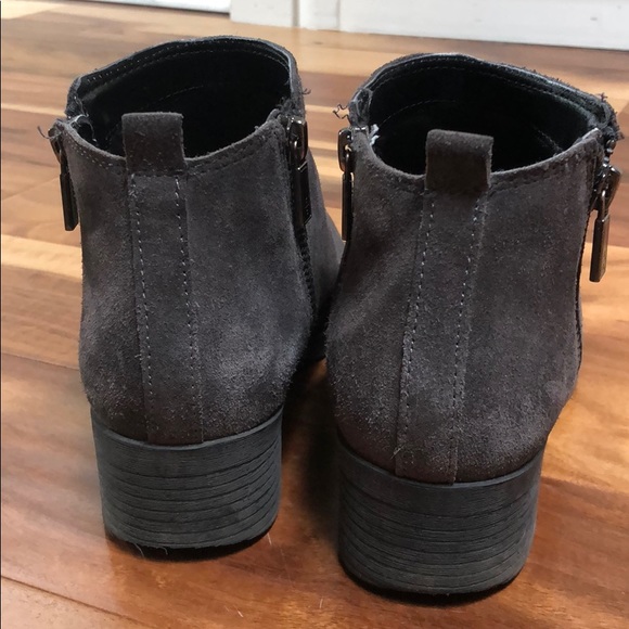 Kenneth Cole New York suede-like ankle boots 8 - Picture 3 of 6